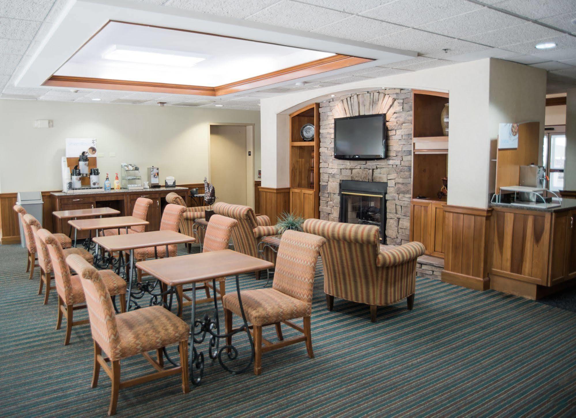 Holiday Inn Express Hotel & Suites Conover - Hickory Area By Ihg Ngoại thất bức ảnh