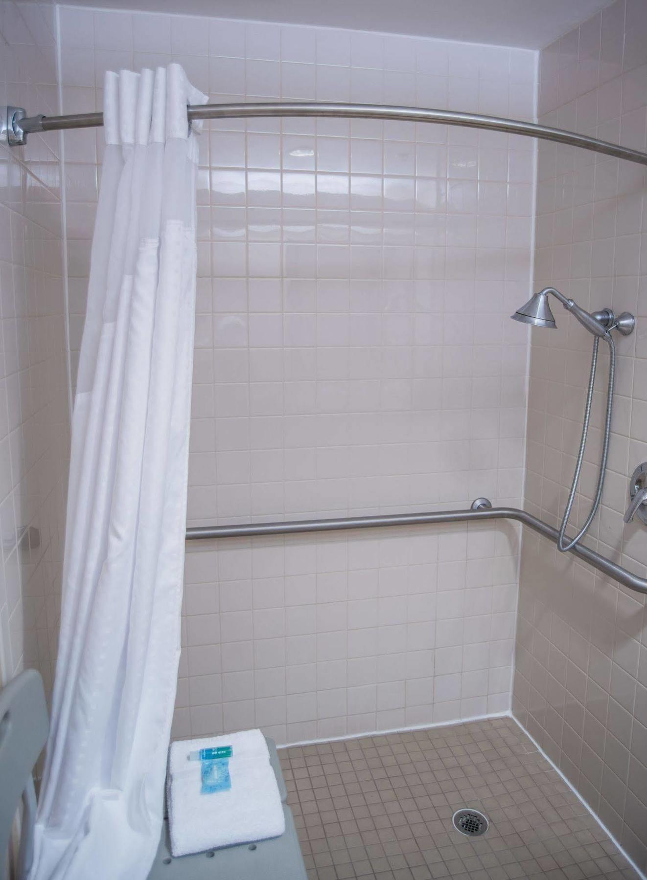 Holiday Inn Express Hotel & Suites Conover - Hickory Area By Ihg Ngoại thất bức ảnh
